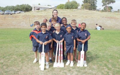 Laerskool Riebeek Kasteel Mini-Krieketdag Mini-krieketdag vol pret!